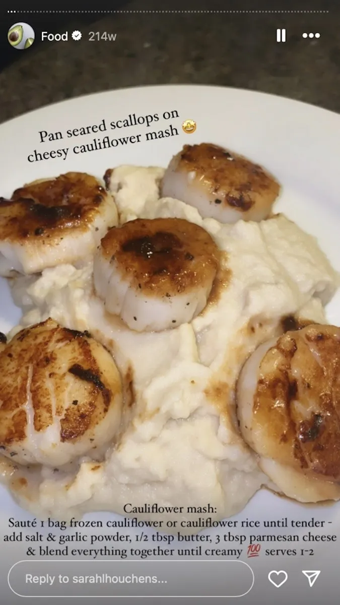 A photo of scallops and cauliflower mash.