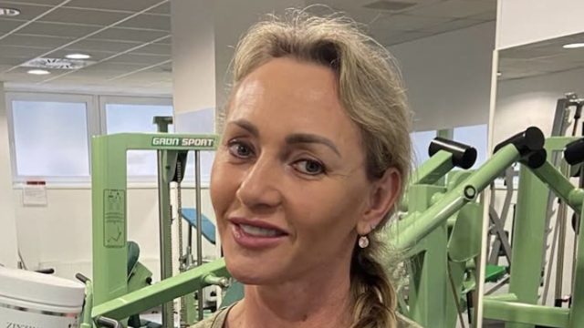 IFBB Pro Margita Zámolová in Two-Piece Workout Gear Trains Andrea Breihof