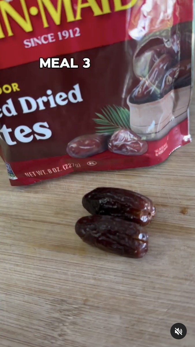 A photo of dried dates.