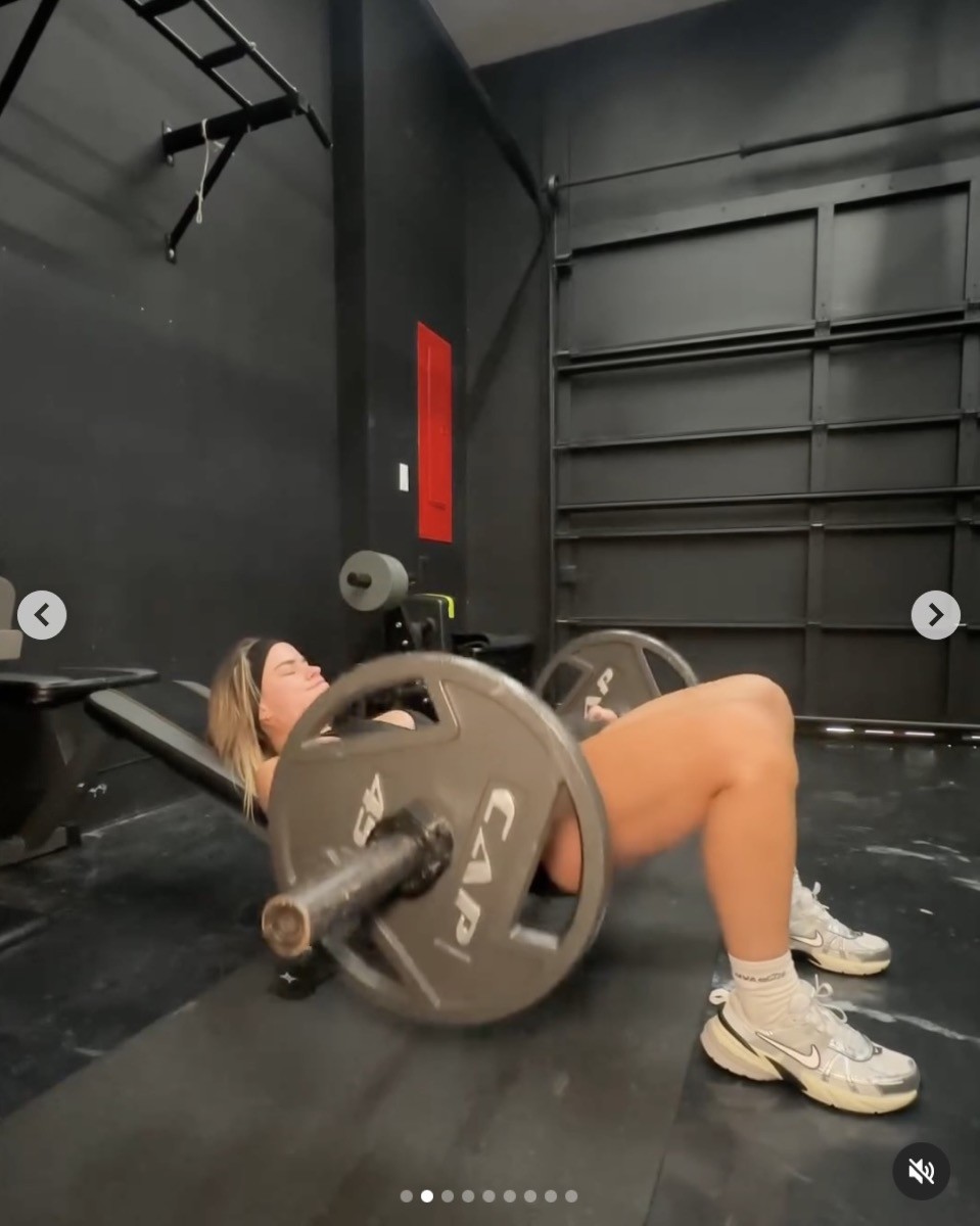 Yaslen Clemente is seen doing hip thrusts.