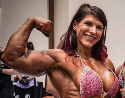 IFBB Pro Julia Danielle Whitesel Shows Off Amazing Body: "Finally Got to Play"