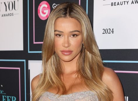 Cindy Prado Shows Off Amazing Body as "Holidays in Florida Just Hit Different"