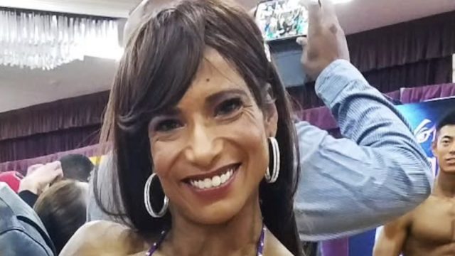IFBB Pro Heidi Worrell-Osborne in Two-Piece Workout Gear Works Her Back