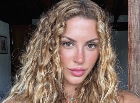 Luiza Gondim Flaunts Amazing Body in December Snap