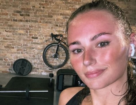 Cyclist Puck Moonen Shows Off Amazing Body in "Favourite Places"