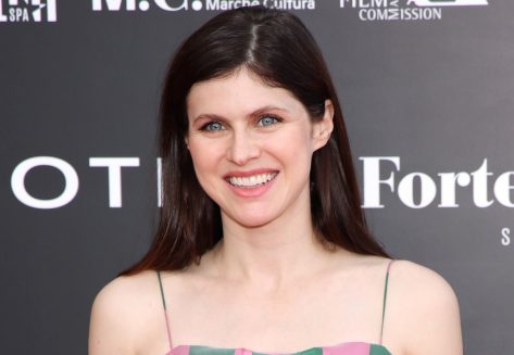 Alexandra Daddario Shares Mesmerizing Hot Springs Photos From Iceland: "So Gorgeous"