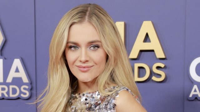 Kelsea Ballerini Welcomes 2025 in Swimsuit Reflecting on Growth and Gratitude