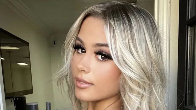 Influencer Noelle Leyva in Two-Piece Workout Gear is "Too Cute"
