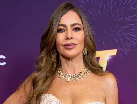 Sofia Vergara’s 7 Exercises to Stay in Bombshell Shape at 52