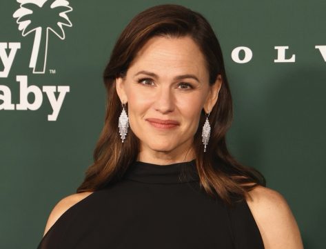 Jennifer Garner's Strong & Sculpted Workout Routine