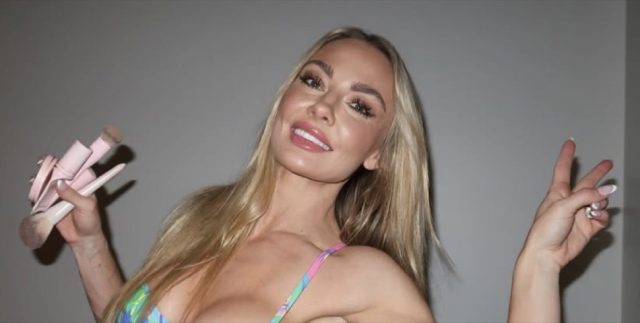 Brooke Evers in Two-Piece Workout Gear Says "Let's Get Shredded"