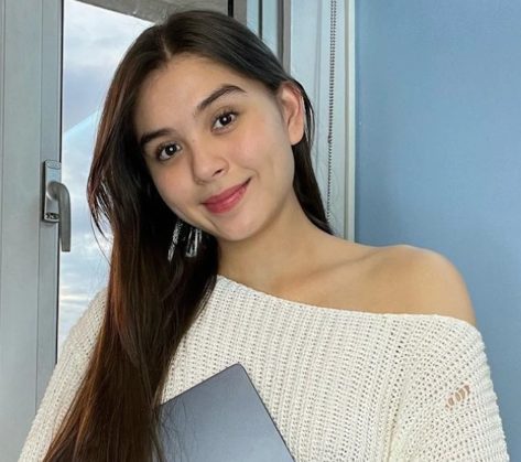 Ashley Ortega's Top 5 Habits for a Beach Body: Hello Gorgeous!