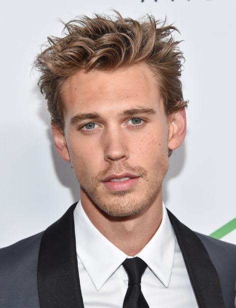 Austin Butler Shows Off Ripped Body For Men’s Health